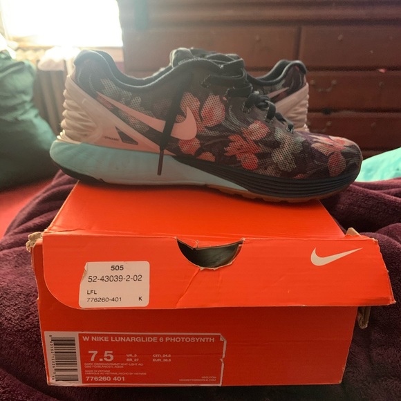 WOMEN NIKE LUNAR GLIDE - Picture 4 of 5